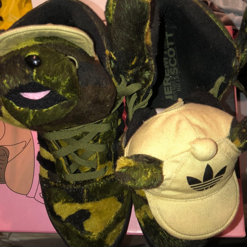 Jeremy Scott teddy bear adidas